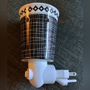 Scentsy Twig Plug In Wall Wax Warmer Night Light Black And White Retired Working